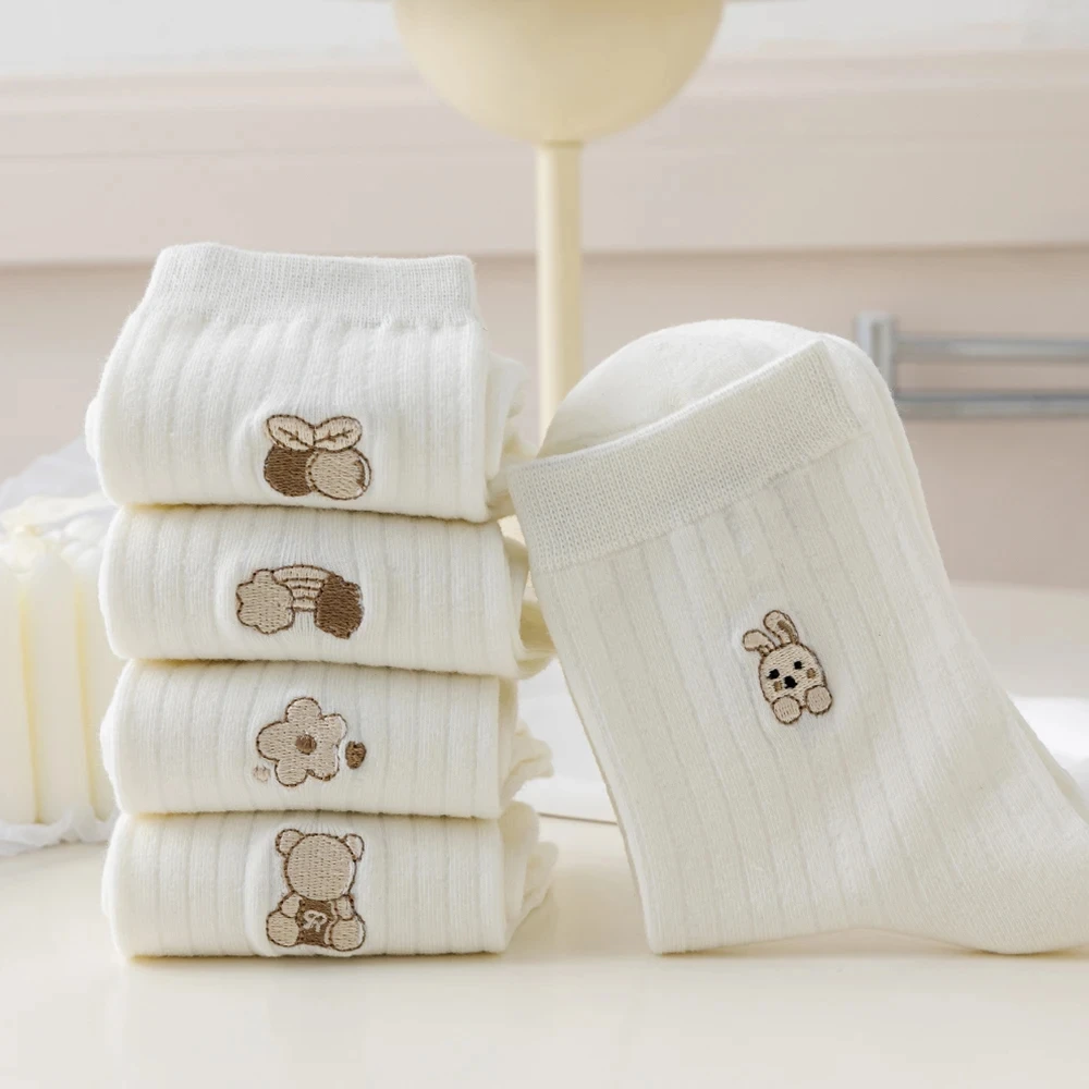 Round neck socks 5 Pairs Women's Round Neck Socks Autumn Winter Cute Cartoon Breathable Fashion Soft Medium Tube Aocks