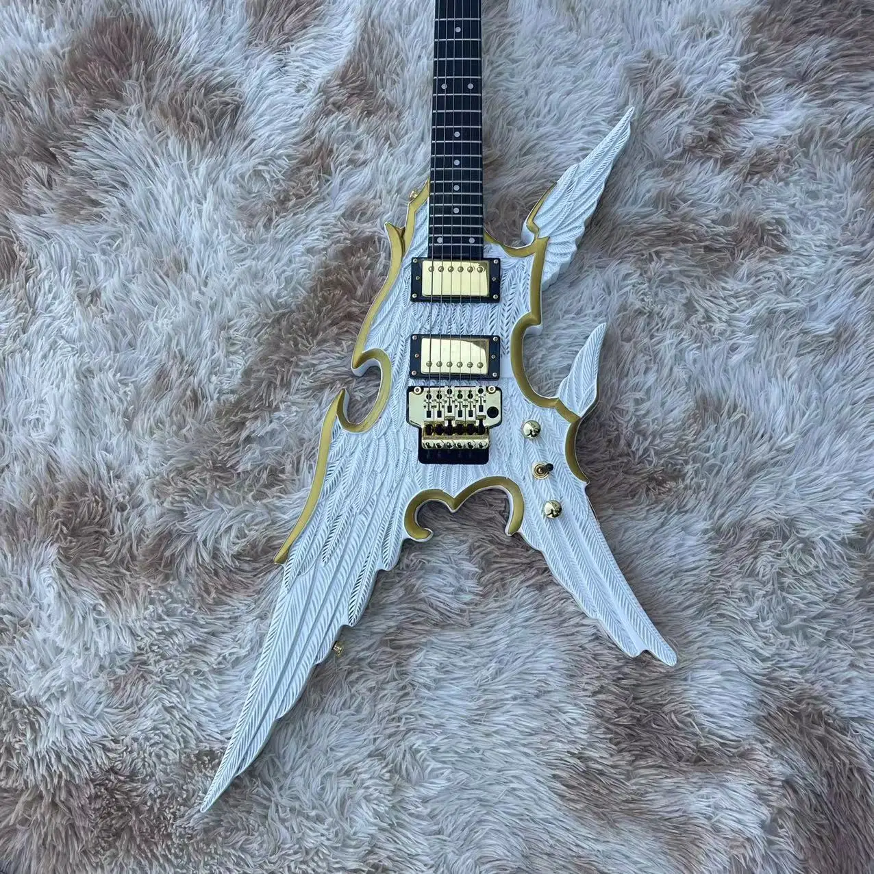 フェイタリズム　foil Engraved Angel Wings 6-string Split Electric Guitar, White