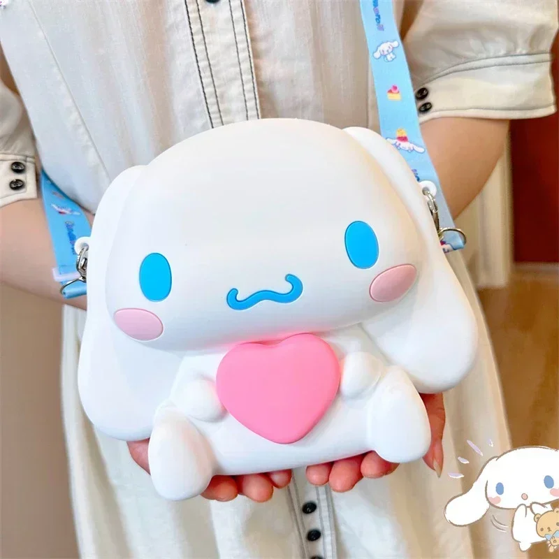 

Новинка, кавайная силиконовая сумка через плечо Sanrio Cinnamoroll, водонепроницаемая мультяшная Аниме Сумка для монет, милый мультяшный подарок для девушки