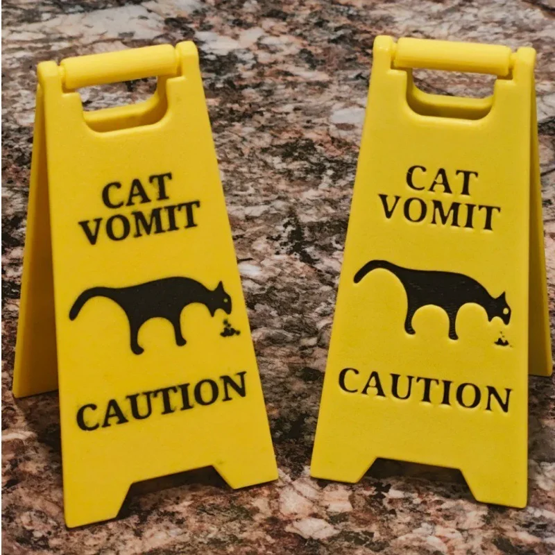 1Pc Cat Vomit Sign Funny Cat Dog Signs Decor Yard Warning Sign Vomit Sign Cute Novelty Dog Puppy Humorous Home Decor