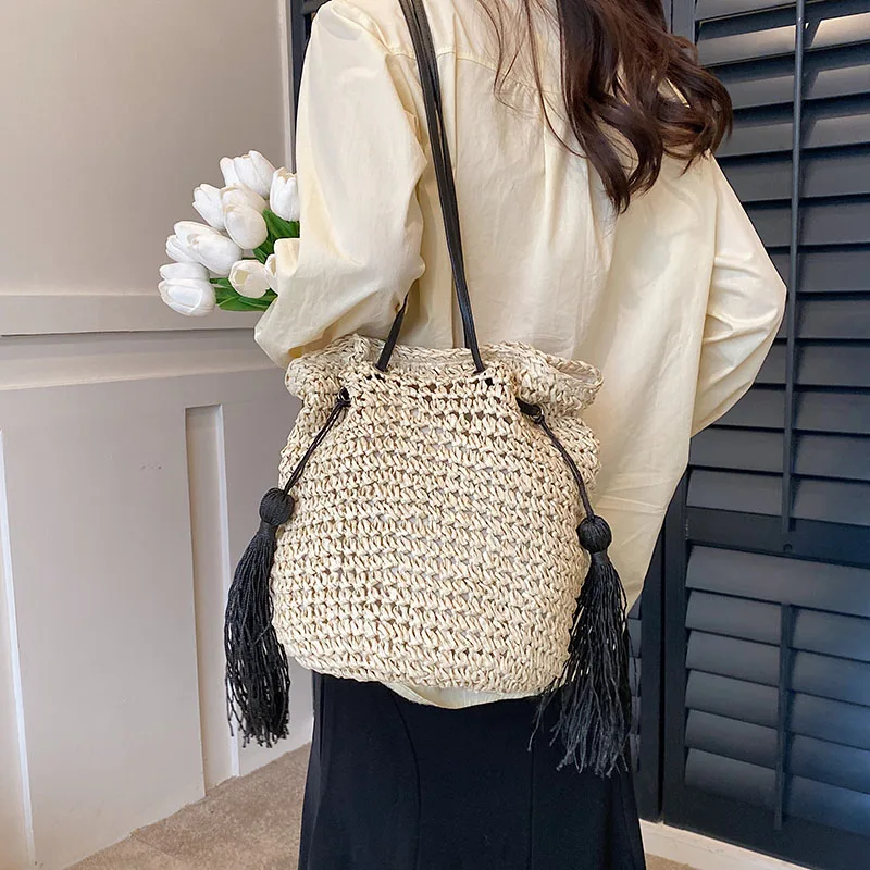 

2023 New Fashion Braided Crochet Shoulder Bag Female Casual Ethnic Style Large Capacity Women Handbags Simple Shopping Beach Sac