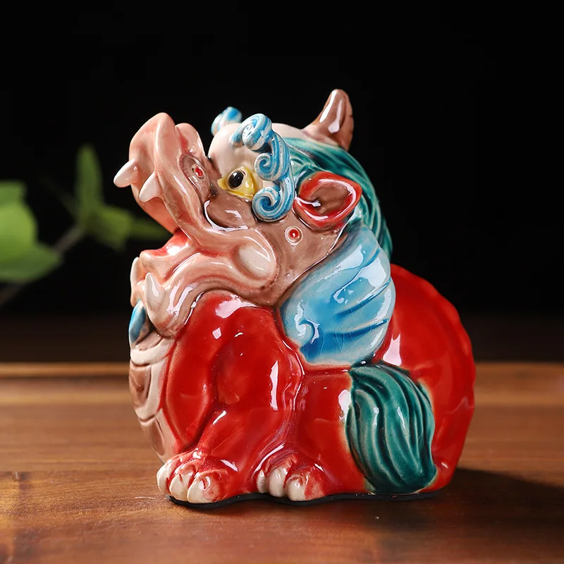 0041 Ceramic Bravery Golden Toad Tea Pet Creative Chinese Style Fortune Car Decoration Desktop Ornaments Room Decorations