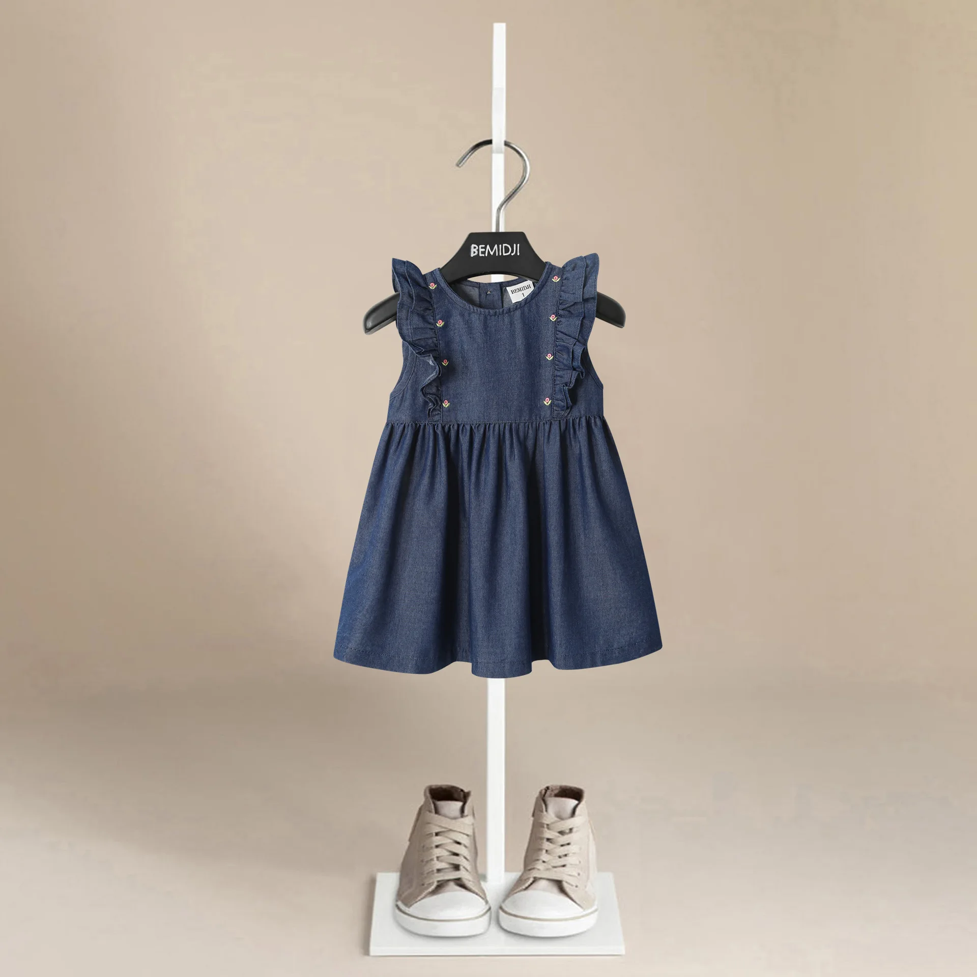 

Girls Denim Sleeveless Dress Solid Color Appliques Children Clothing Summer for Kids Clothes Baby Girls Party Dresses
