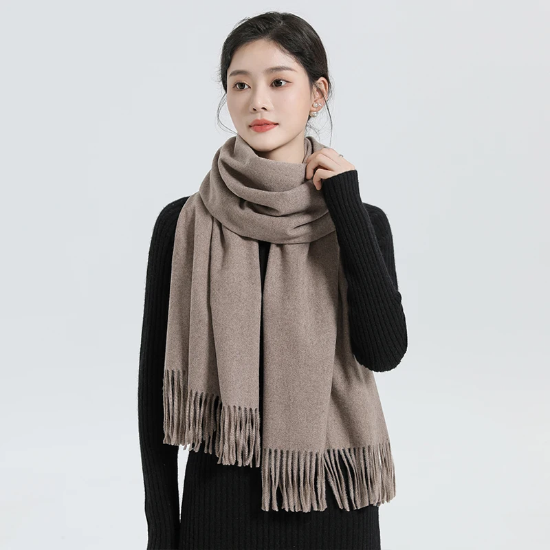 Autumn and winter new solid color couple cashmere scarf Joker wool scarf for men and women high sense warm shawl.