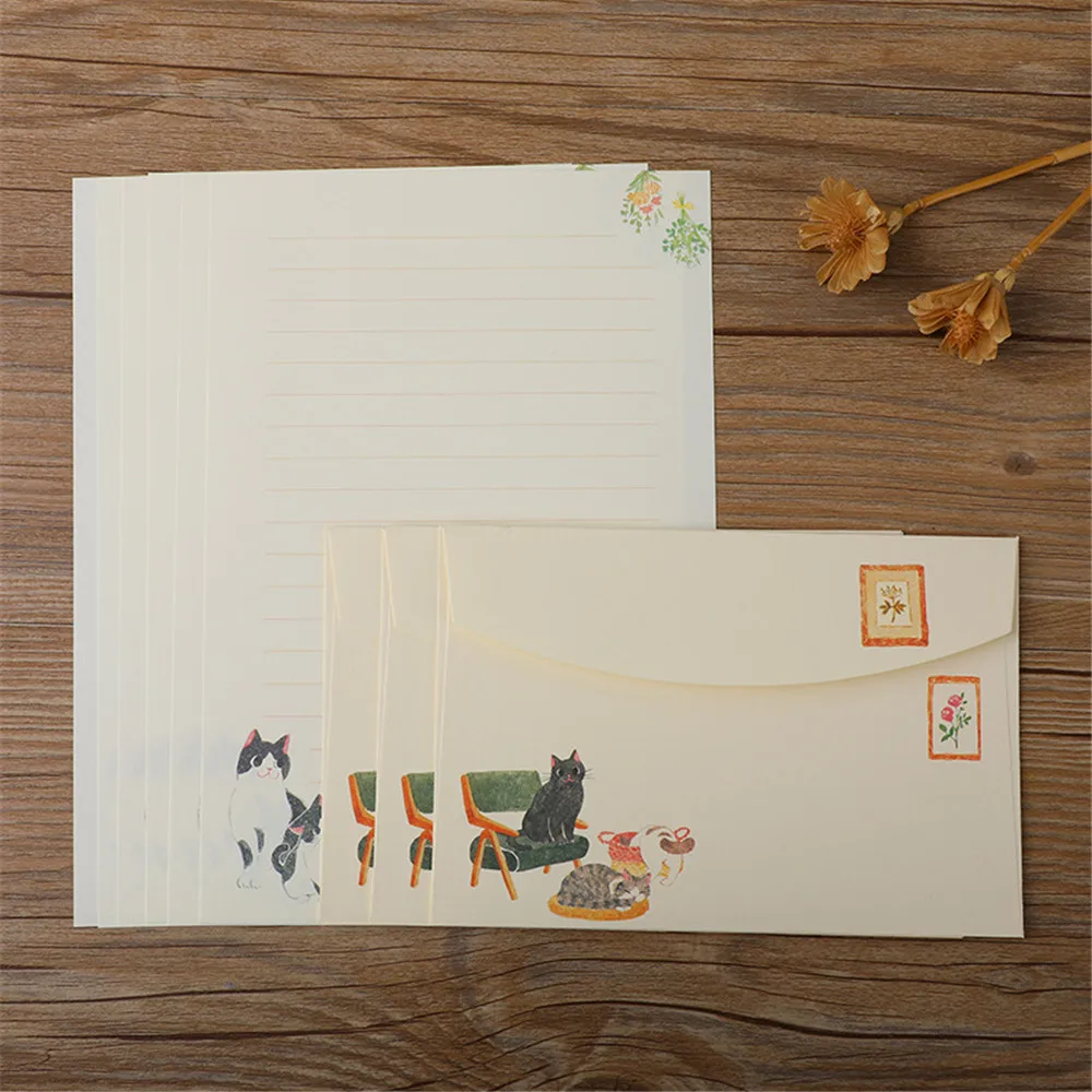 Adorable Cat-Themed Stationery Set with Letter Paper and Envelopes