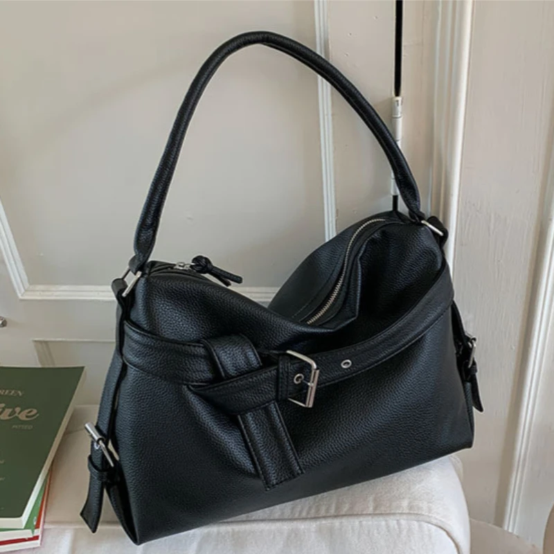 Y2k Large Capaci Casual Commuter Black Tote Bag Faionable Motorcycle Bag Underarm Crossbody Bag for Young Men and Women Handbags 2