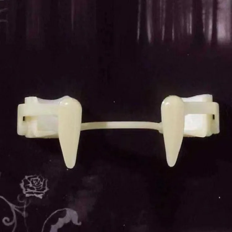 SALGIA Dientes De Vampiro Retráctiles | Colmillos De Halloween | Falsos Y Reutilizables | Accesorio De Cosplay Y Fiestas (Blanco)