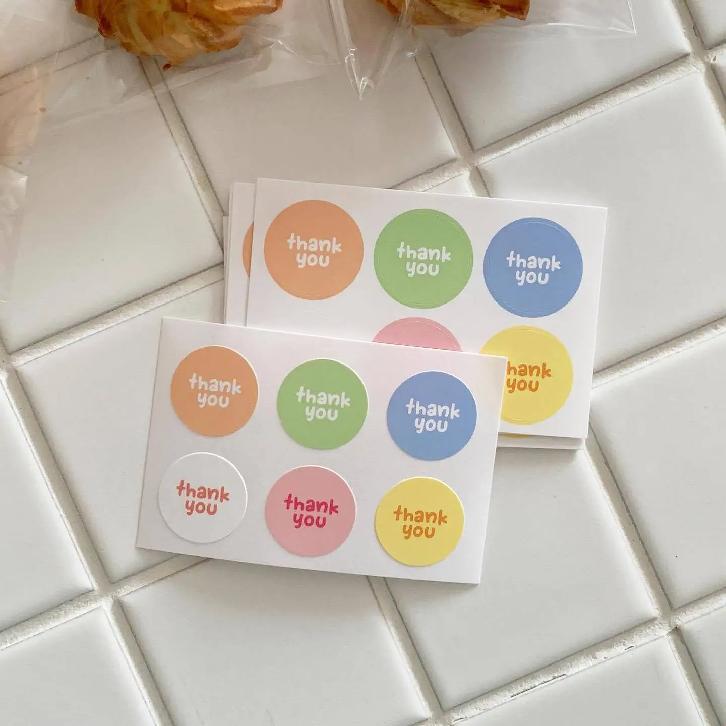 Cartoon Thank You Adhesive Labels - 60pcs Round 4cm Stickers for Gift and Food Packaging