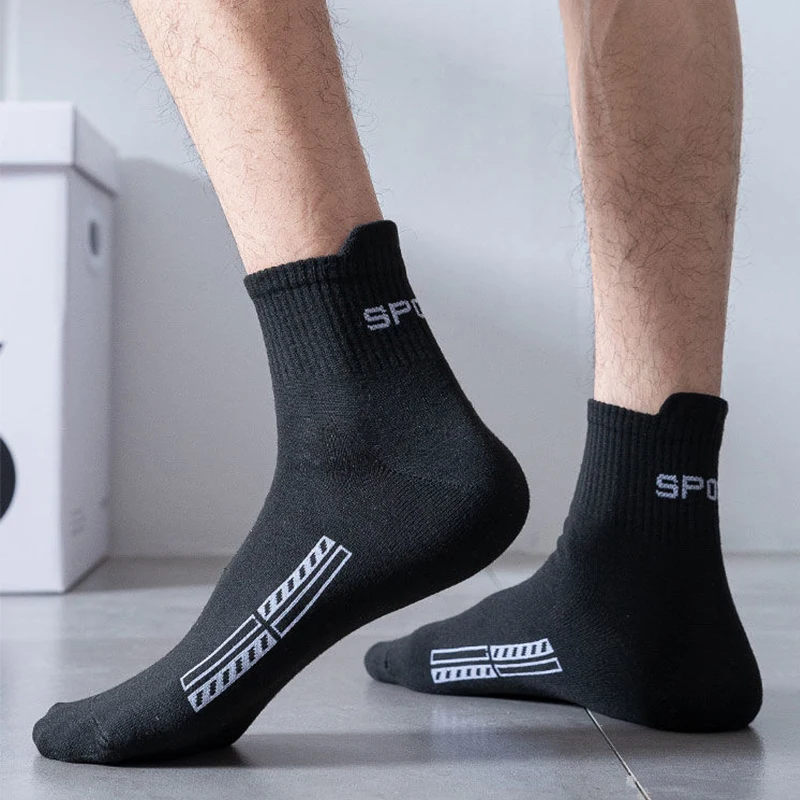 10 Pairs/Lot High-quality Men Breathable Cotton Sports Casual Socks Comfortable Fashion Street Funny Men Tube Sokken New Style