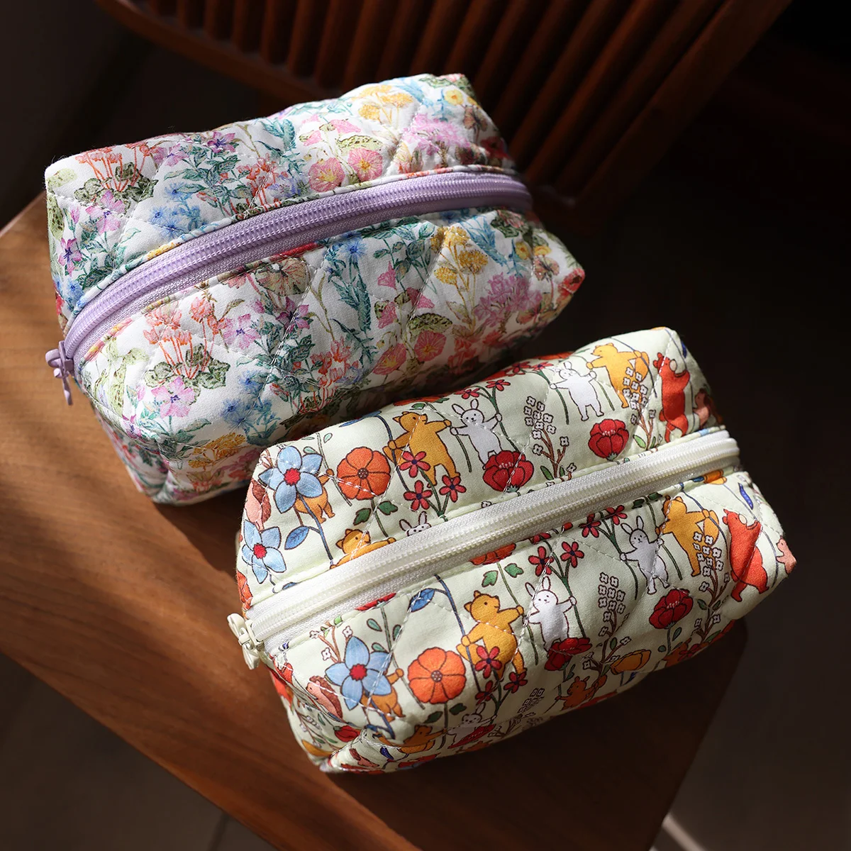 Portable cosmetic bag cute cartoon flower print toiletry bag travel supplies skin care storage bag multifunctional liner bag 2