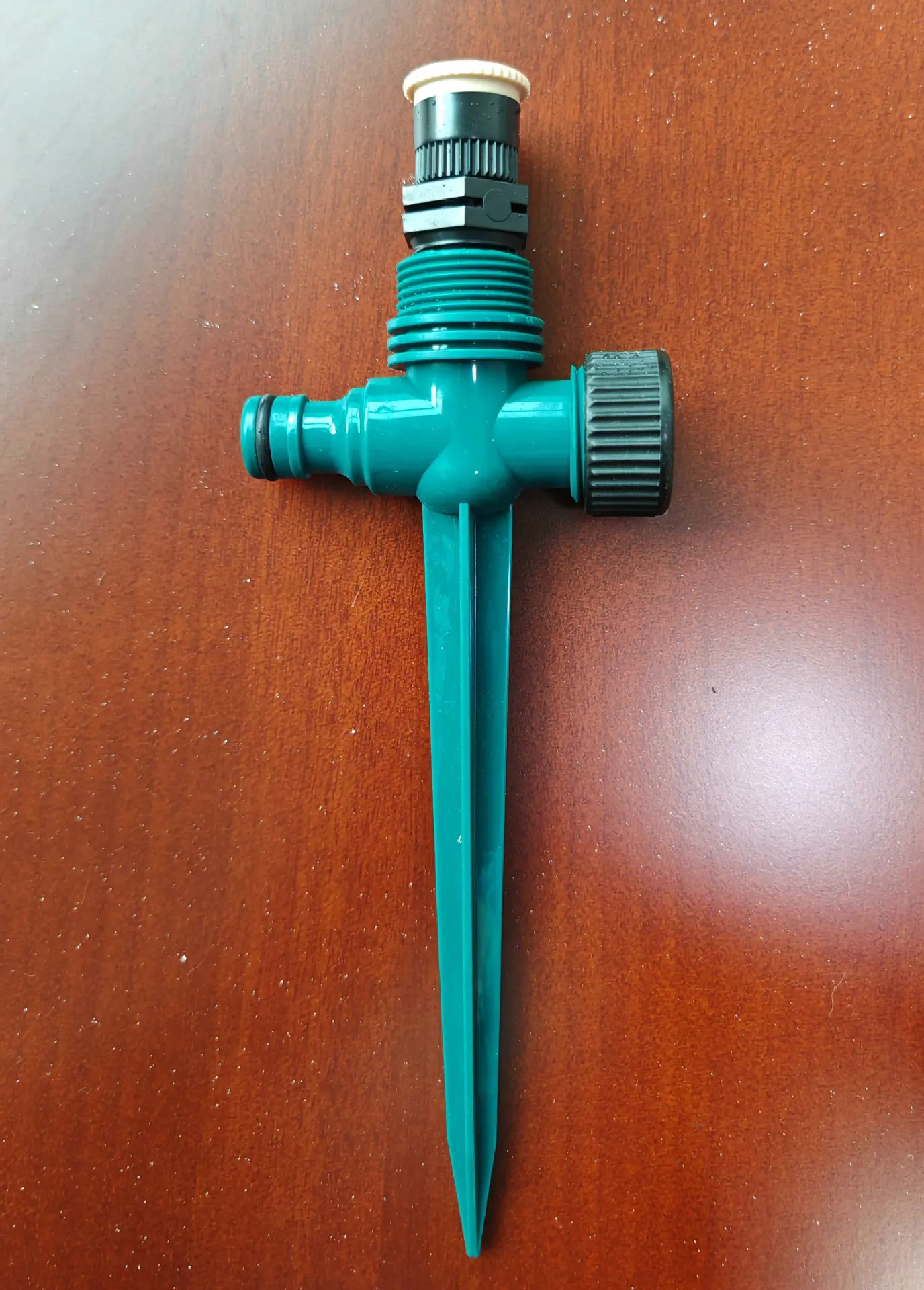 Garden Sprinkler 360° Rotation Irrigation Watering System Automatic Agriculture Lawn Farm Greenhouse Plant Sprinkler Nozzle Tool