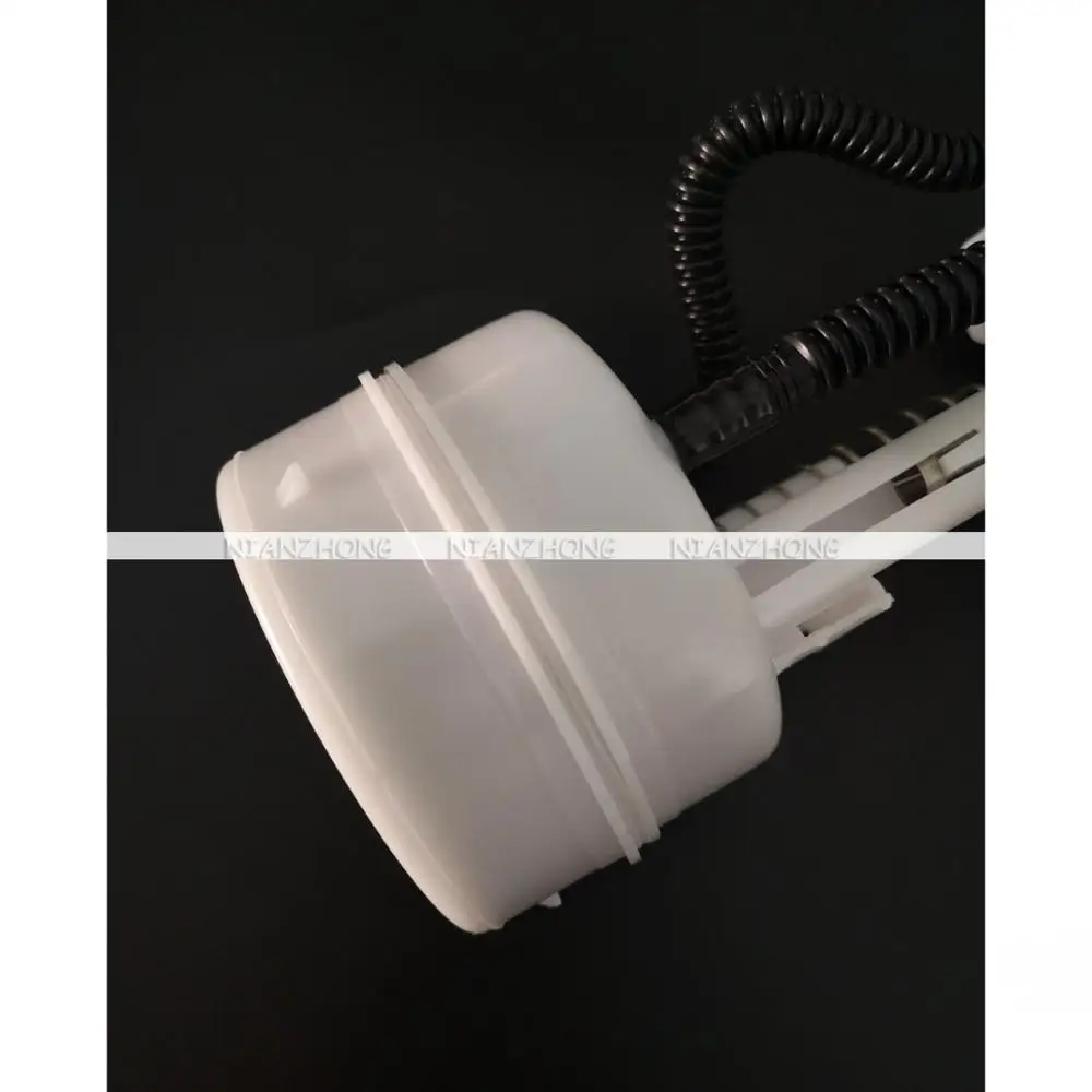 Quality Fuel Filter Fits For Nissan T31 X-Trail J10 Qashqai 2WD 4WD 08-13