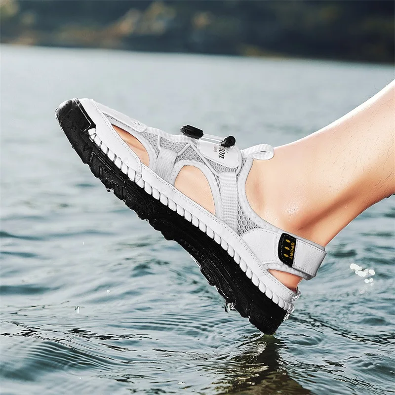 New men's handmade leather sandals flat sandals fashion men's suitable for beach vacation summer brown non-slip