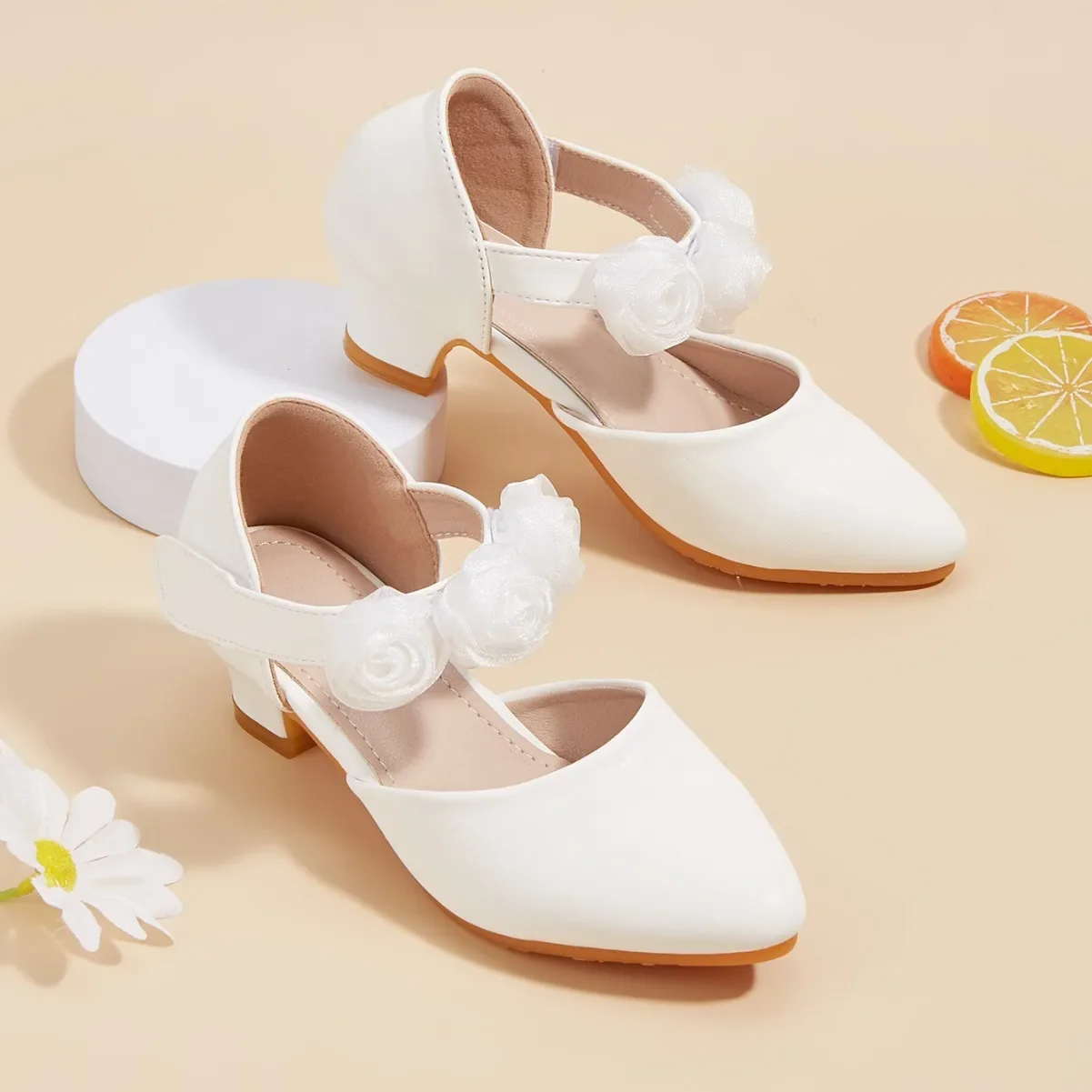Summer Children's Leather Shoes Rubber Soles Anti Slip Pointed-toe High Heels Flower Girls' Princess Sandals leather shoes,girls shoes,girls sandals,girls high heel shoes