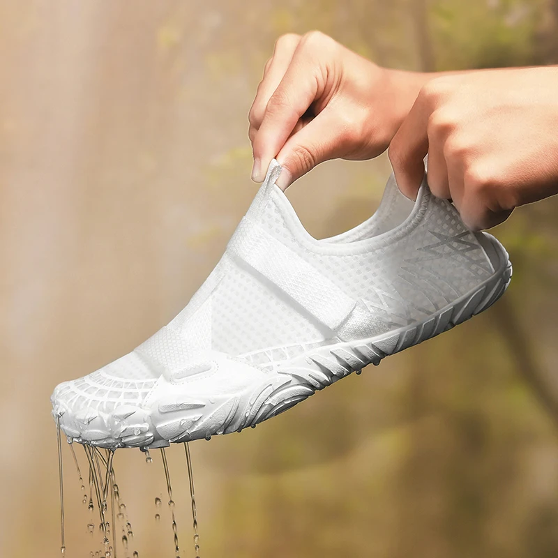 Wading Shoes Man Water Sneakers Swimming Beach Quick-Dry Wading Footwear Outdoor Upstream Shoes Breathable Barefoot Sandals