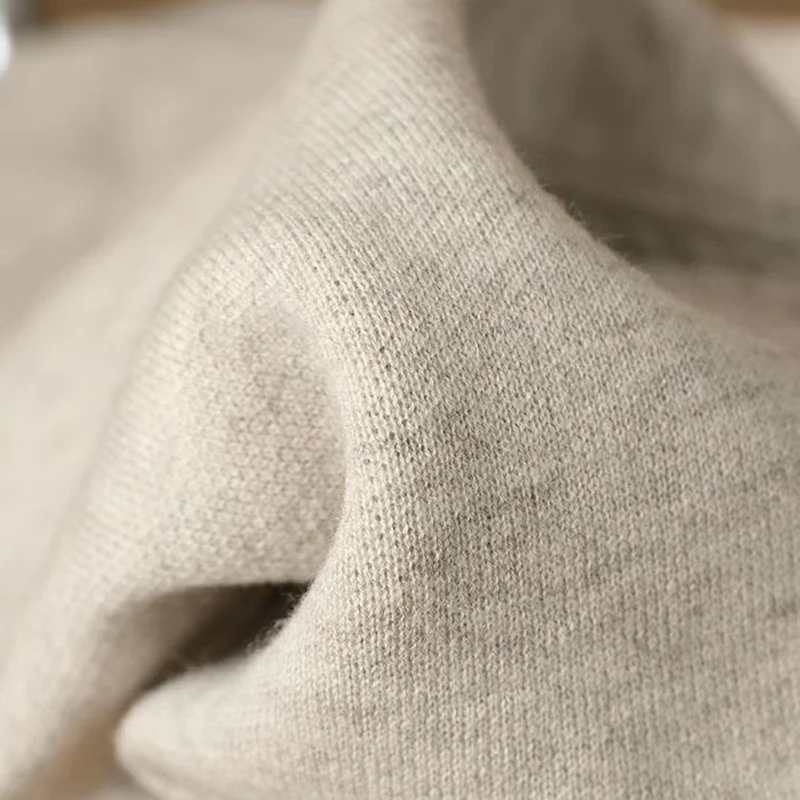 Рисунок 6 - Женские вязаные шаровары