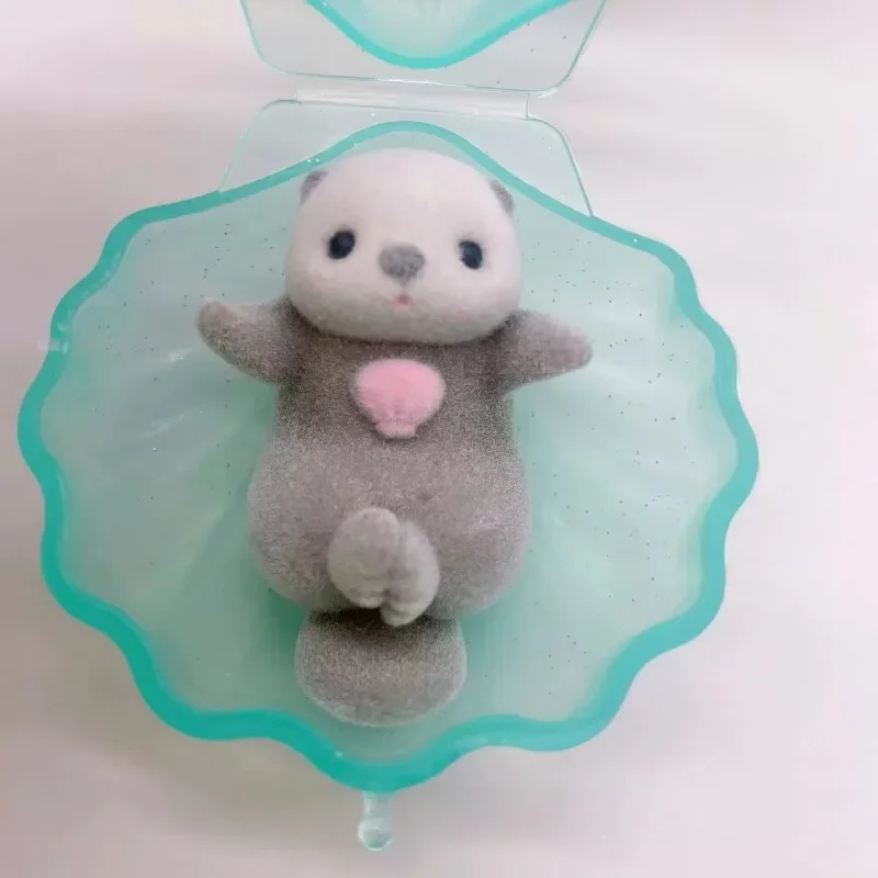 YELL Capsule Gashapon Toy Miniatures Figurines Aquarium Cute Holding Hands Little Otter Dolls Flocking Dolls for Kids Gifts