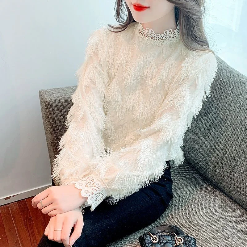 

T shirt female 2023 Autumn and Winter New Heavy Industry Light Luxury Handmade Tassel Lace Mesh Splice Long Sleeve T shirt Women