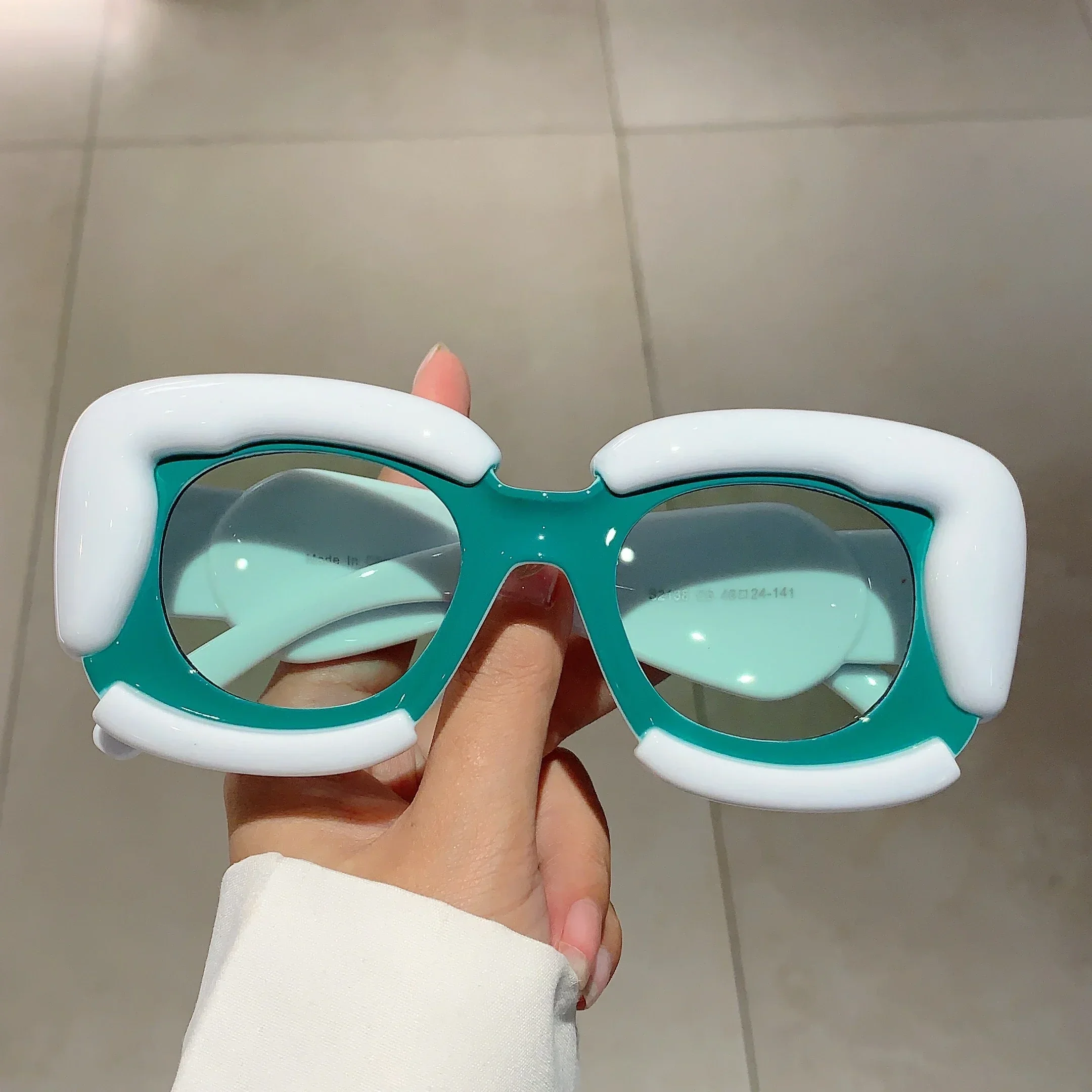 KAMMPT Sque Occhiali da sole da donna 2023 New Oversize Cloud Shape Rim Shades Ins Trendy Brand Design Protezione UV400_voghion.com