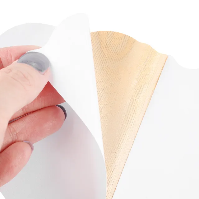 2 Pairs of U-shaped adhesive bras that provide a sexy push-up effect and lift your breasts. These invisible silicone bras come with nipple cover pads and chest paste breast stickers.
