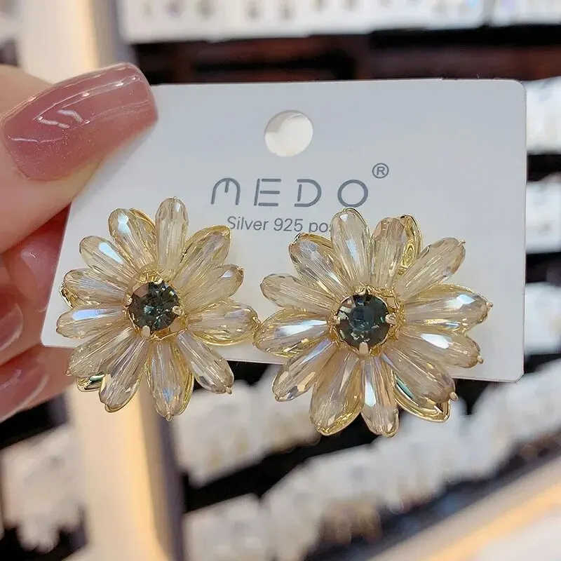 Pendientes de novia en cristal y perlas colgantes. Cali. Pendientes de novia en forma de gotas. - México