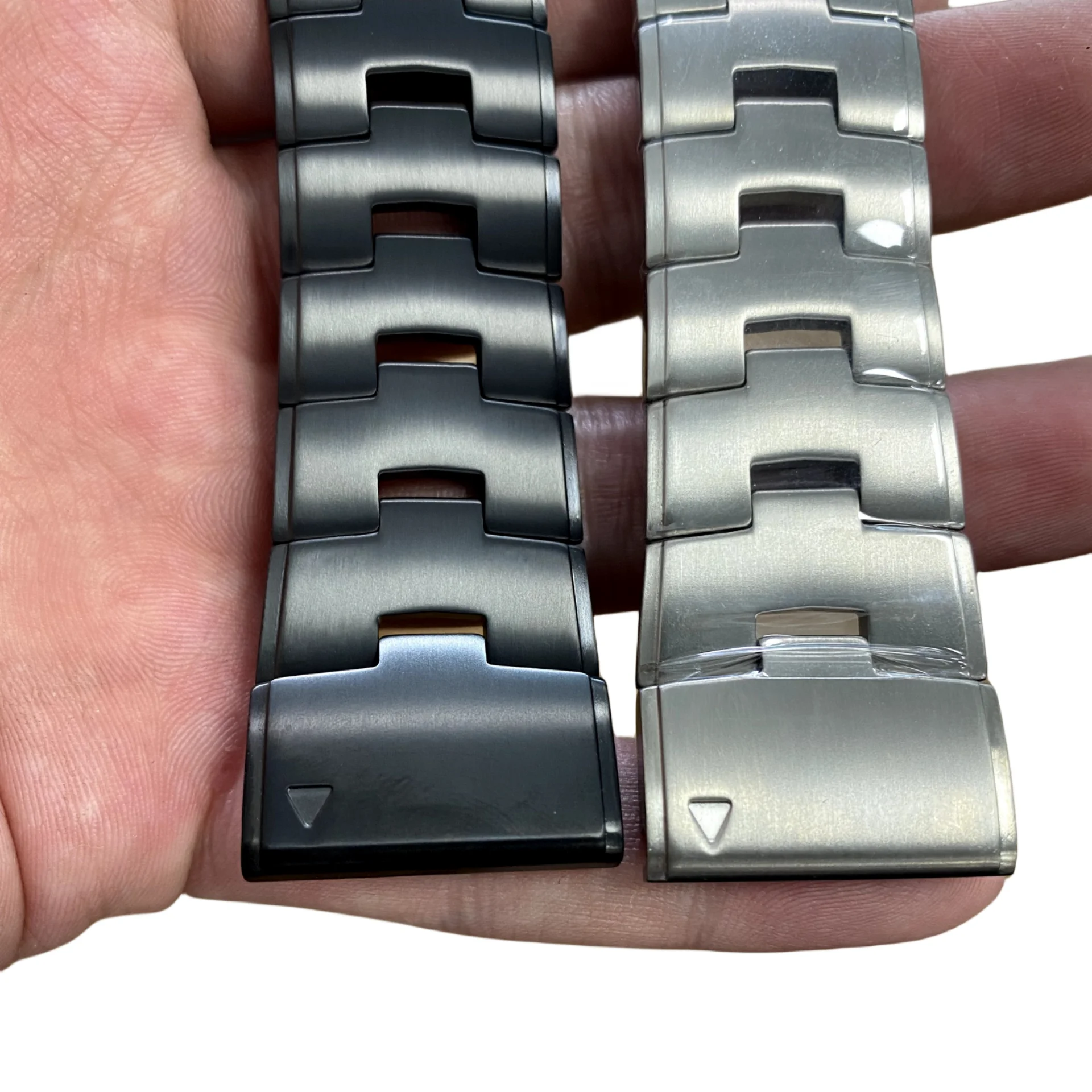 Garmin Titanium Metal Quick Fit Watch Band Bracelet - 22mm/26mm