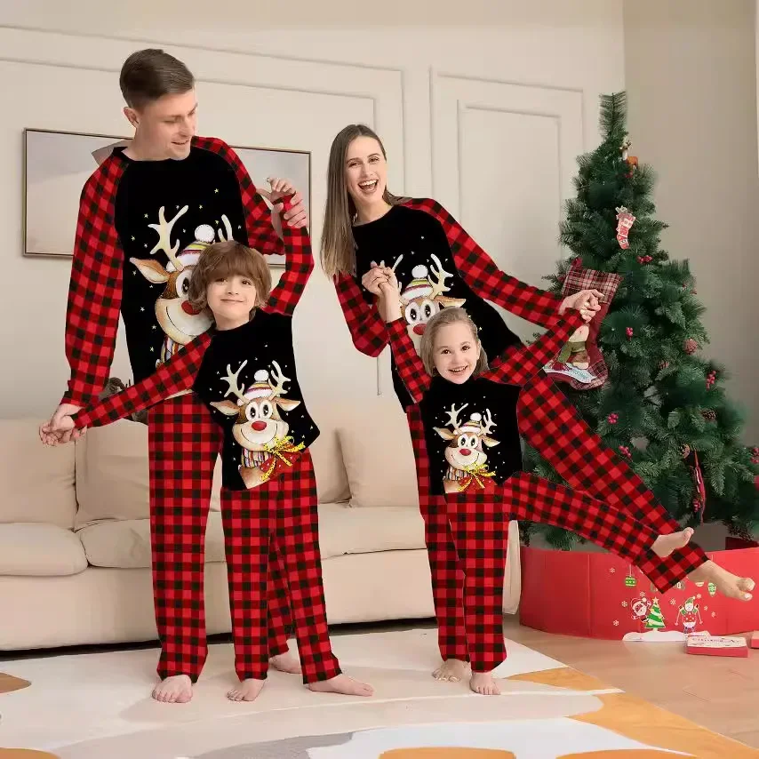 thumbnail image 1 of Ropa de Año Nuevo 2024, conjunto de ropa para mujeres, hombres, niños y niñas, pijamas navideños con estampado de dinosaurios de dibujos animados, 2 piezas, ropa de dormir suave, aspecto familiar, 1 of 5