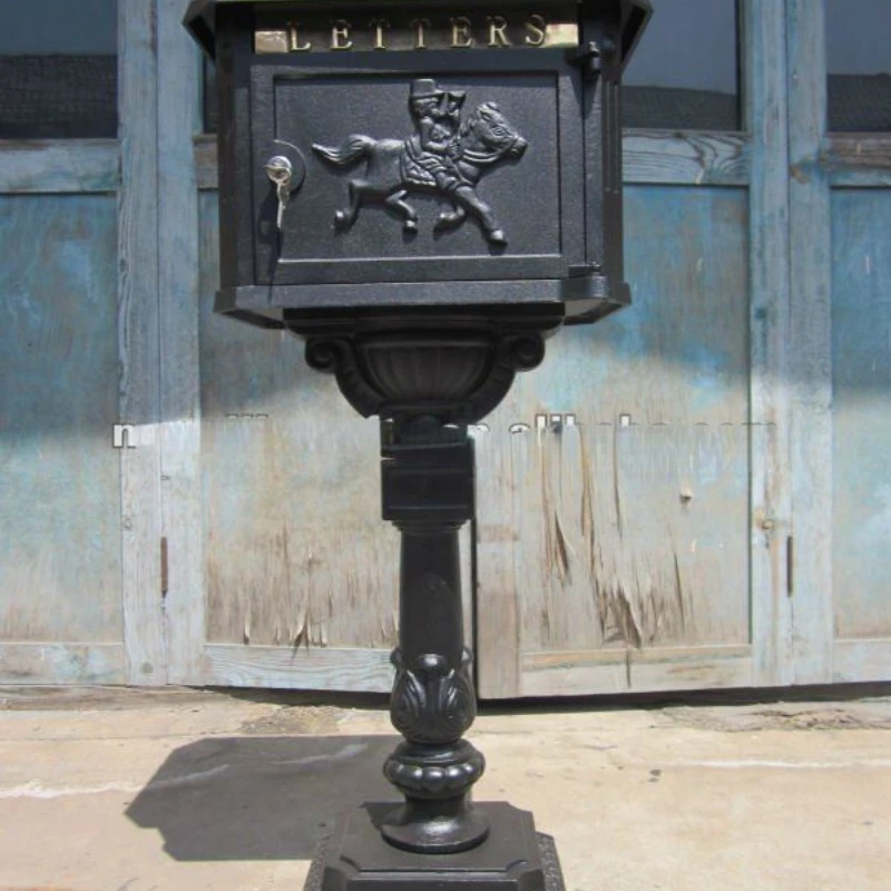 

cast iron mailbox