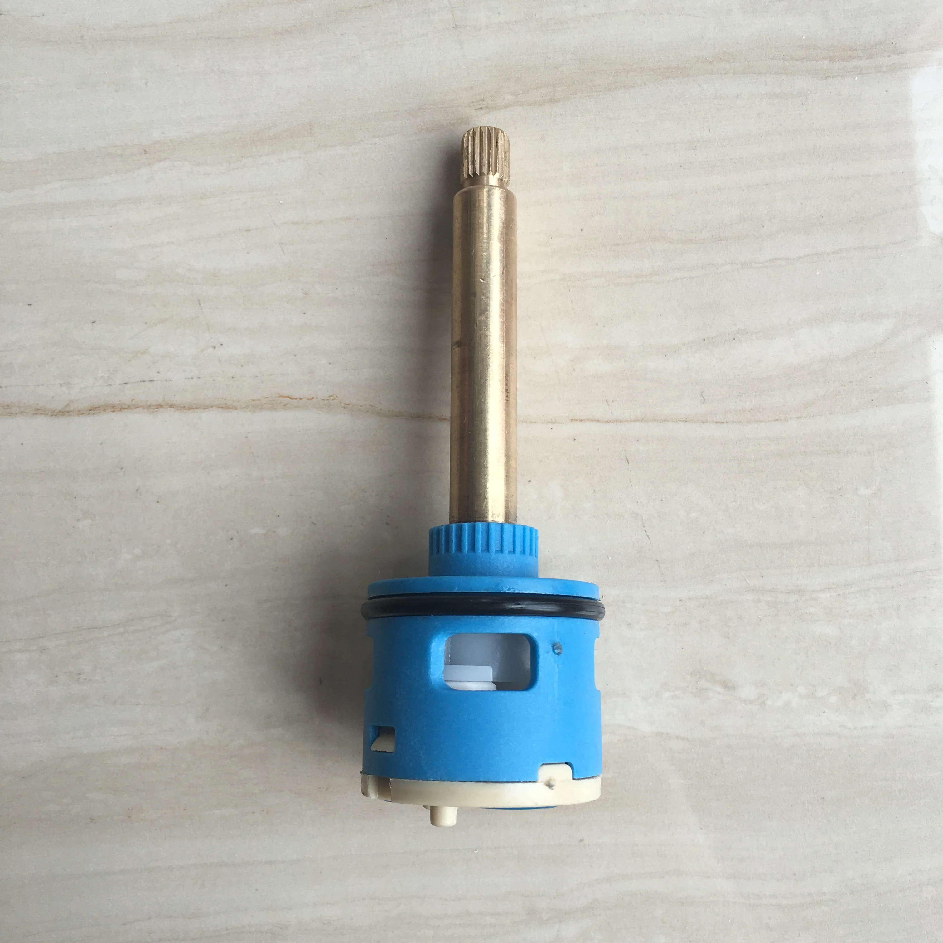 1/4 Turn 3 Hole Diverter Cartridge Bath Faucet Water Divider Valve Core 90 degree rotation switching water valve Cartridge