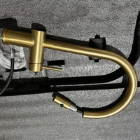 ก๊อกน้ำห้องครัวสีโรสโกลด์ขัดเงา สแตนเลส 304 แบบดึงออกได้ พร้อมหัวฉีดน้ำร้อนน้ำเย็น 6