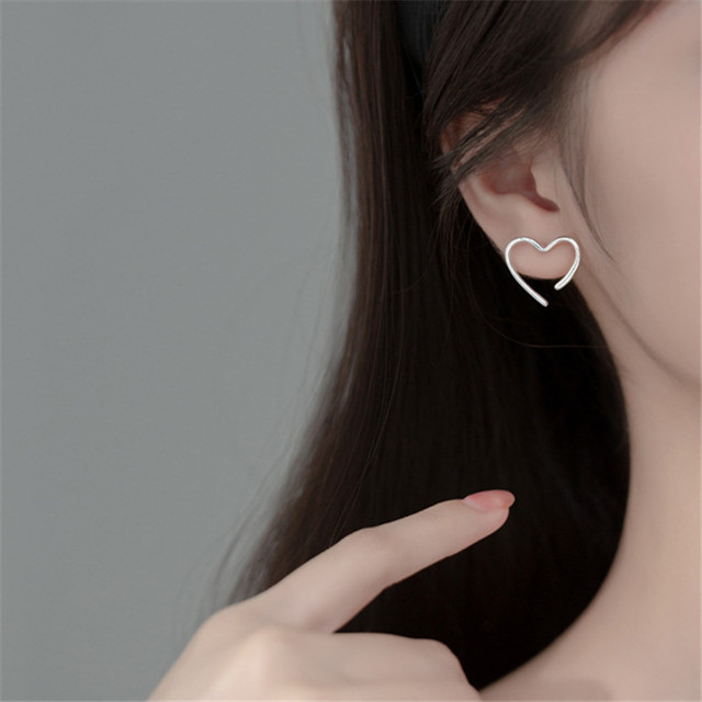 Allergy Fashion Silver Color Earrings Summer New Trendy Elegant LOVE Heart Design Party Jewelry for Women eh1657