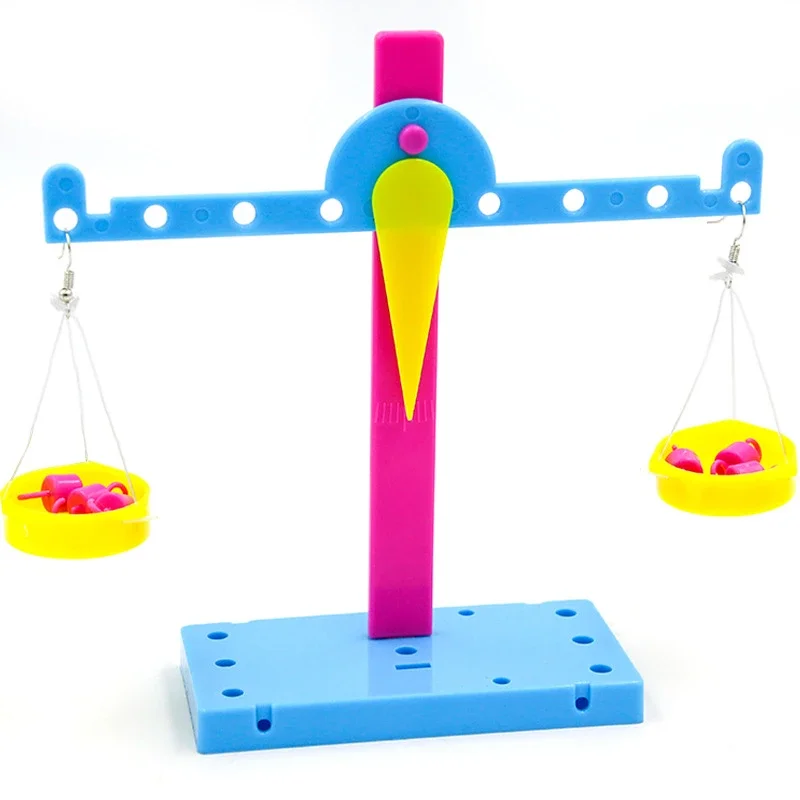 1 Pcs DIY Handmade Gizmo Balance Scale Toy Math Match Game Board Toys Kids Educational Toy Addition Subtraction Math Toys