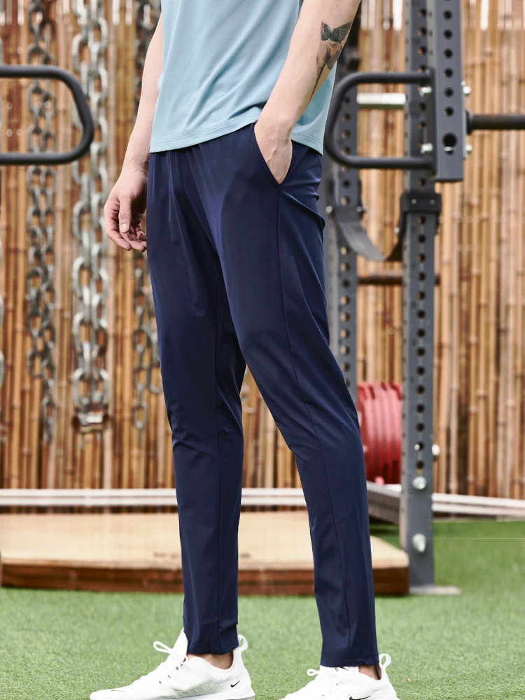 여름 얼음 실크 스포츠 바지 남성 얇은 짠 트렌치 빠른 건조 피트니스 스쿼트 훈련 바지 캐주얼 러닝 작은 발