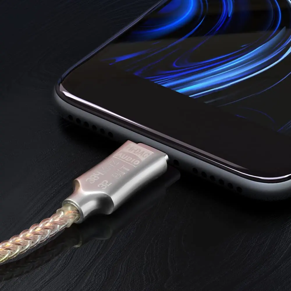 High-Fidelity USB-C to 3.5mm Audio Converter with DAC and Headphone Amplifier