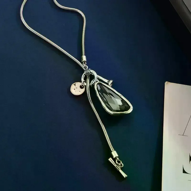 New Long Necklace Female Winter Sweater Chain Irregular Crystal Pendant Charms Choker Necklace For Women Elegant Gifts