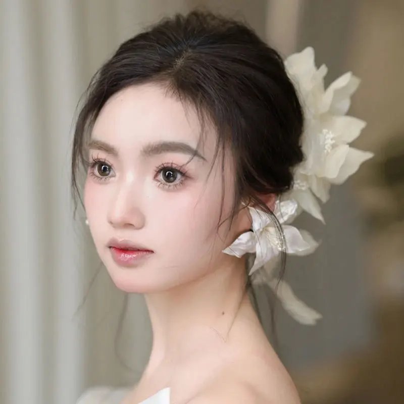 Elegant Bridal Headwear for Wedding Ceremonies Beige Flower Hairpiece with Crepe Hair Flower hair accessories bridal hair accessories