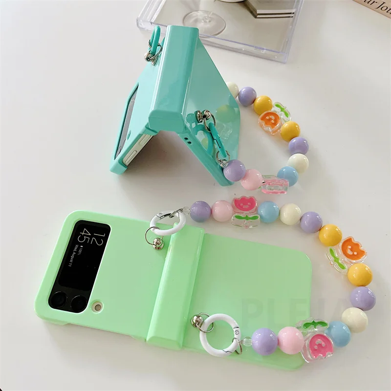 z flip3 cover Cute Colorful Flowers Bracelet Phone Case For Samsung Galaxy Z Flip 3 5G Hard Cover Hand Chain Rope For ZFlip3 Flip3 Solid Shell samsung galaxy z flip3 phone case