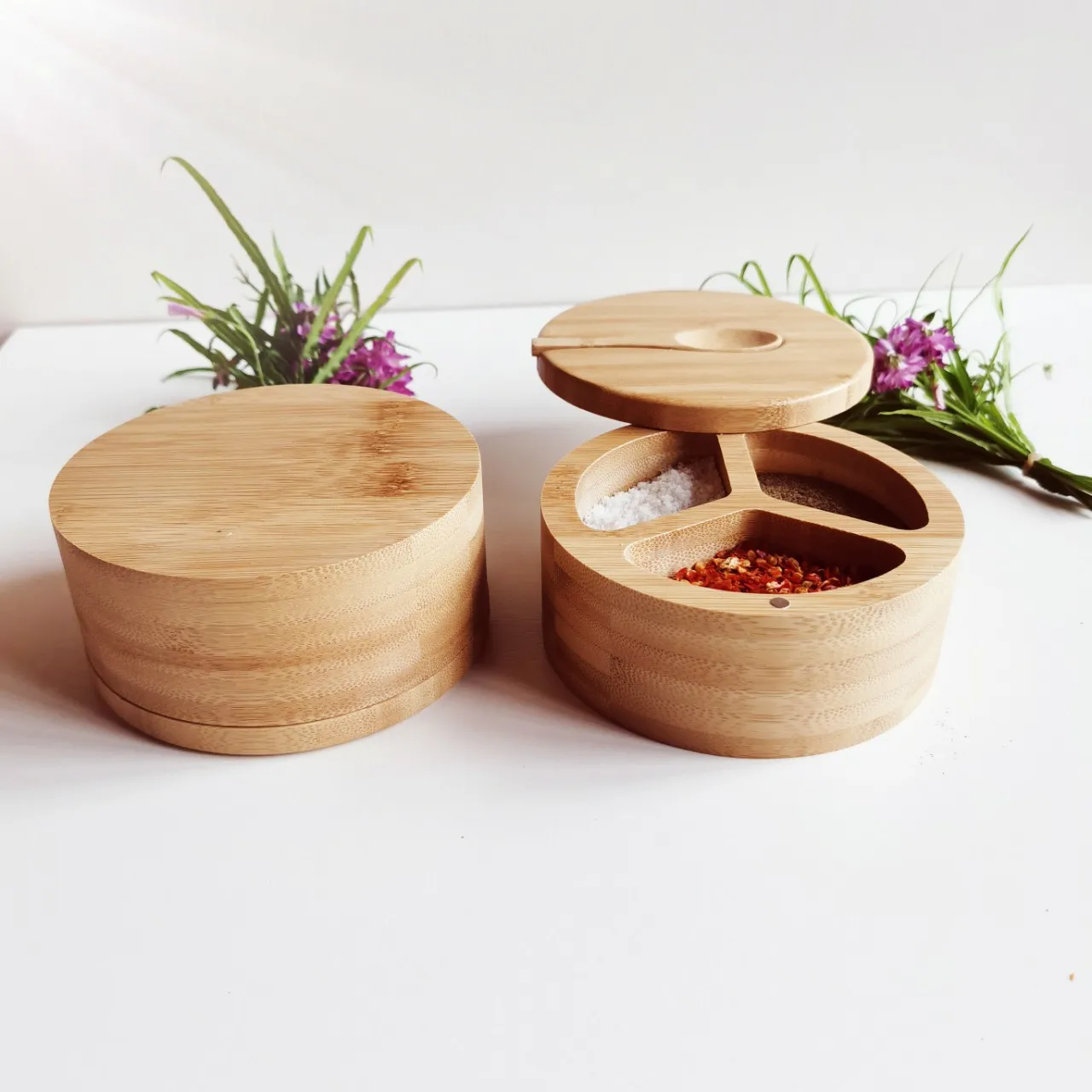 Large Salt Spice Box with Swivel Lid Bamboo Salt Cellar with Lid and Spoon, 3-Compartment Pepper Bowls for & Spices