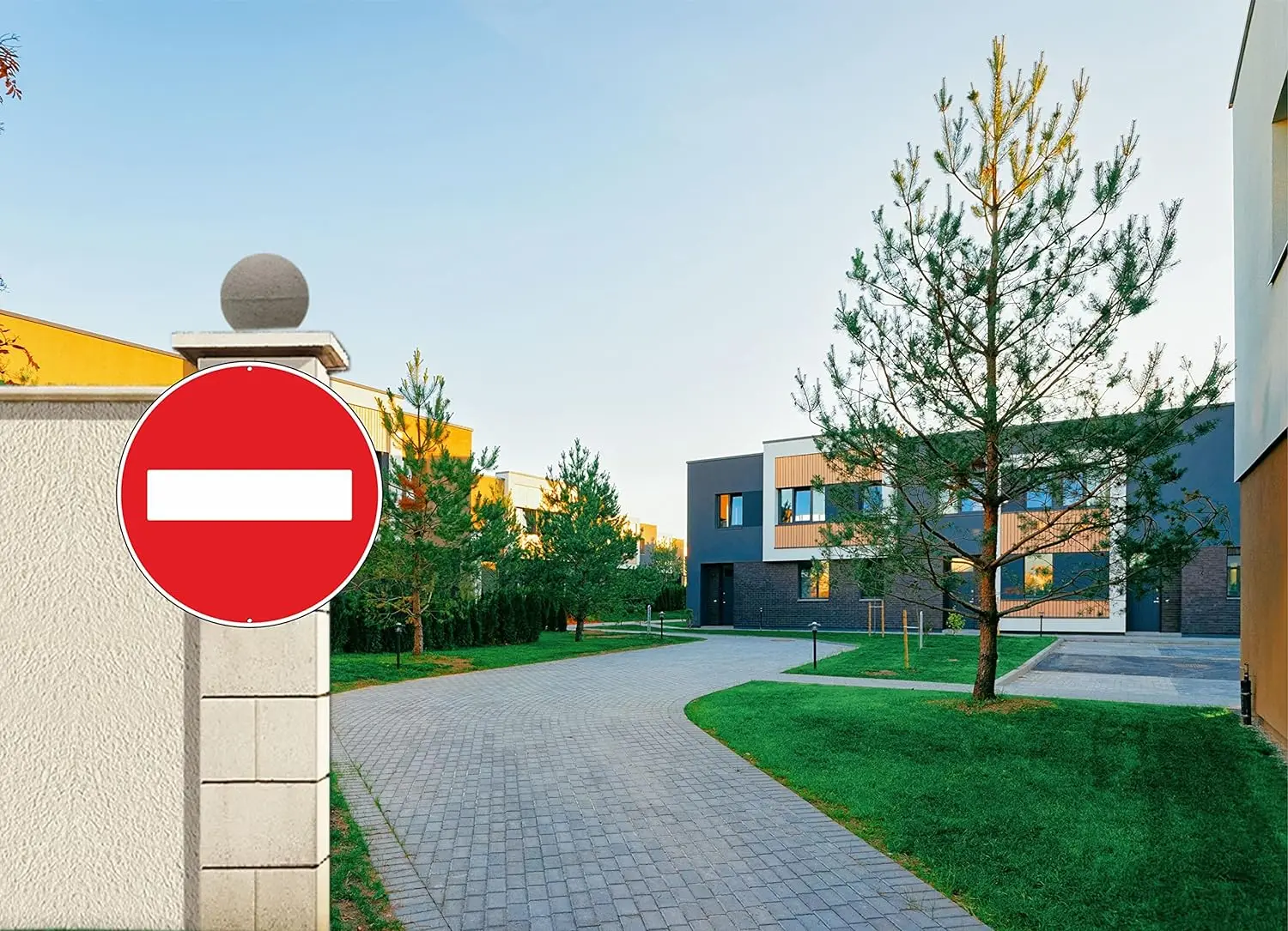 Metal Round Plate Traffic Safety Warning Sign - Waterproof, Anti-Fade Tin Sign