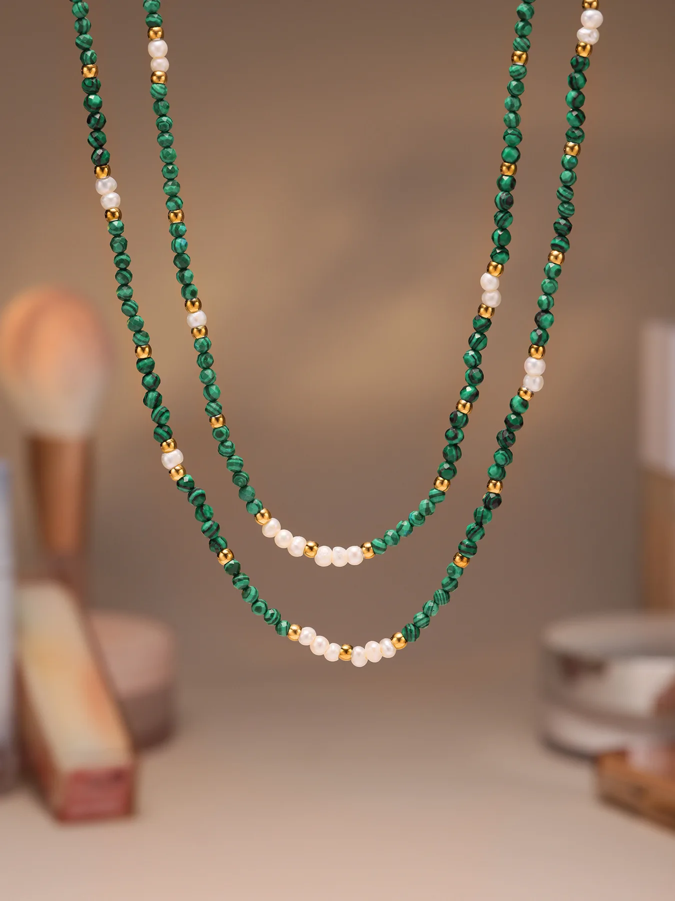 Malachit-Halskette für Frauen, Edelstahl, vergoldet, wasserdicht, Natursteine, Kette, weiblich, Mädchen, Schmuck, Geschenk – Detail 10