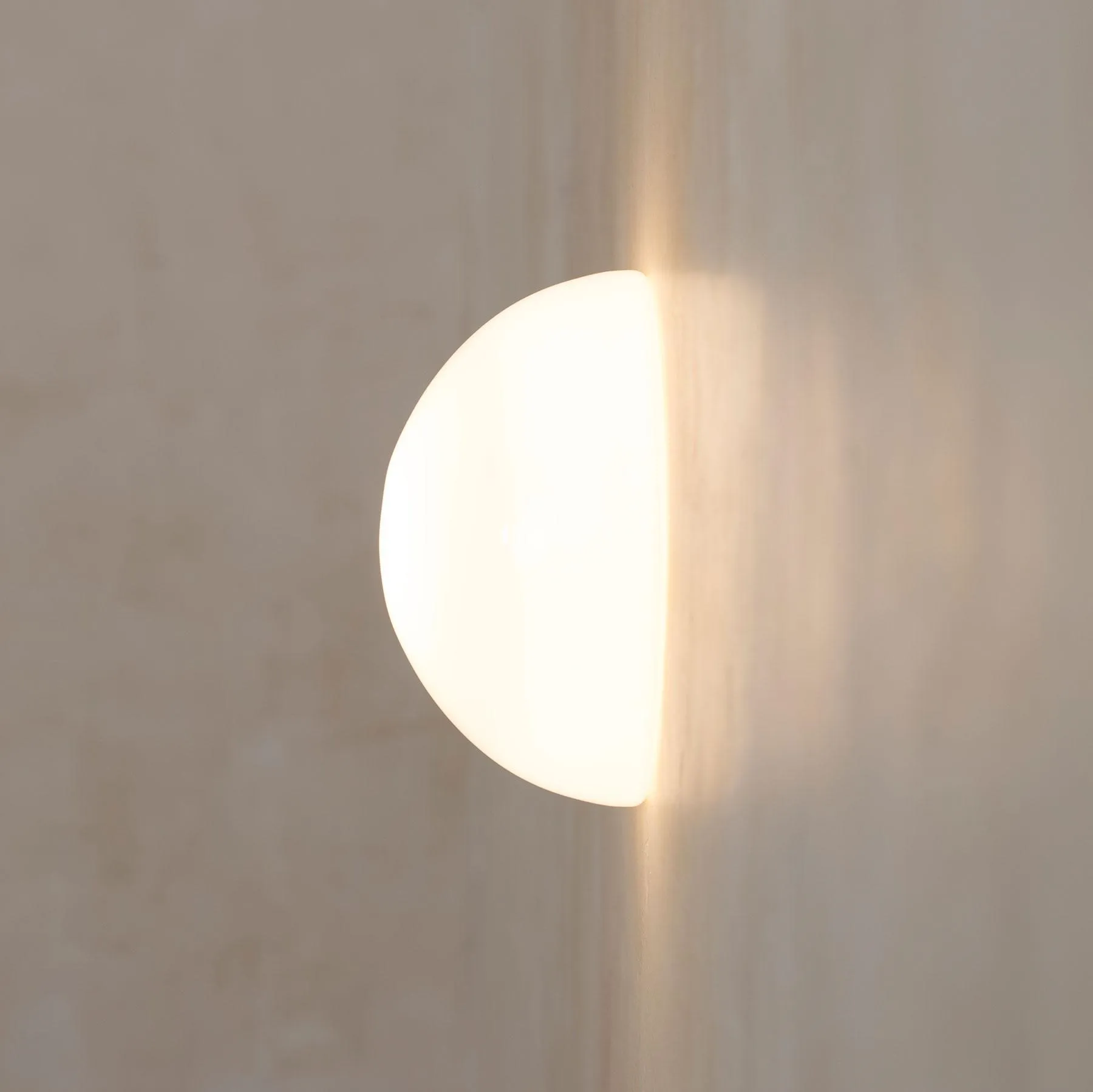 

Nordic Simple Galss Ball Wall Lamp White Bedroom Aisle Porch Balcony Children's Room Decor Round Glass Ceiling Lamp Wall Lights
