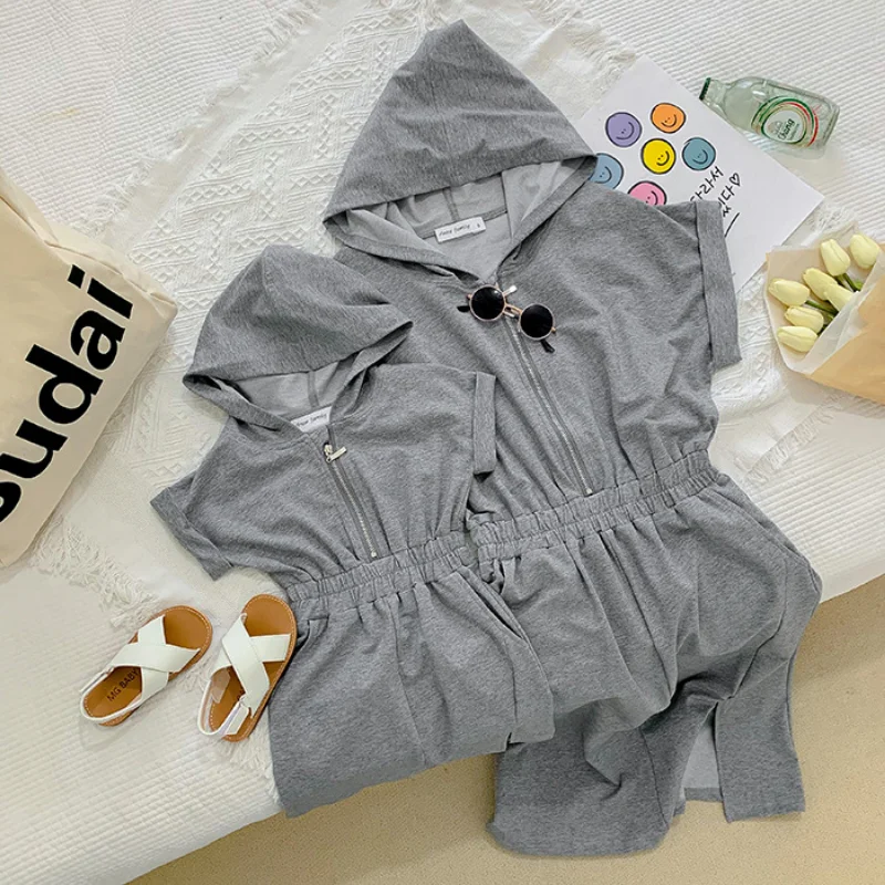 

Mother and Daughter Dresses Parent-child Zipper Hoodie Mama and Baby Girl Maching Clothes 2023 Korean Fashion Women Summer Dress