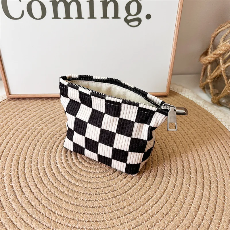 Ladies' Makeup Bags Japanese Harajuku Plaid Simple Fashionable Cosmetic Bags Portable Travel Large Capacity Storage Bag For Girl 1