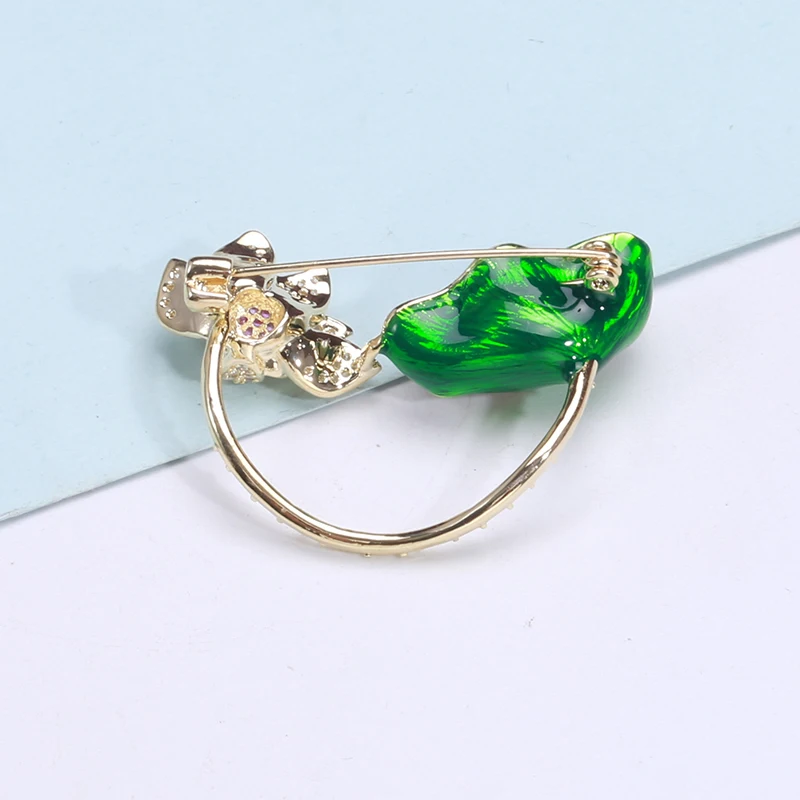 Blucome Lotus Flower And Lotus Leaf Shape Brooch Gold Color Enamel Jewelry Pins Girl Boy Gifts Scarf Hat Accessories