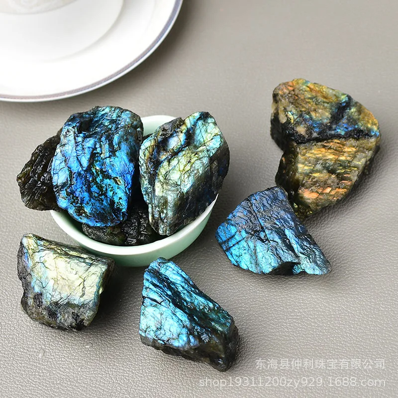 1pcs Madagascar Natural Labradorite Stone Decor Crystal Raw Spiritual Meditation Heals The Mind Moonstone