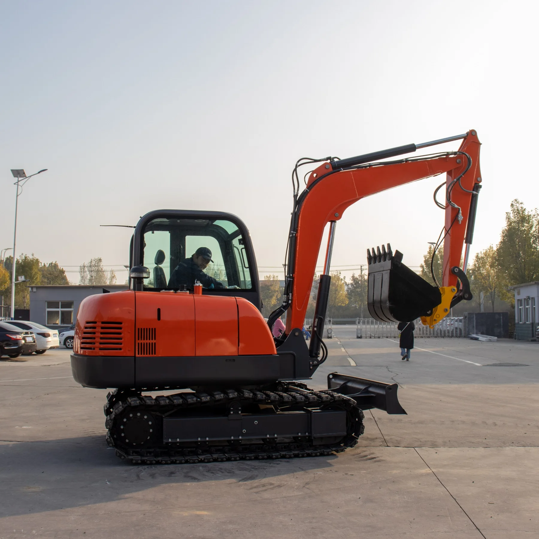 Рисунок 6 - Автоматический гидравлический мини-Гусеничный