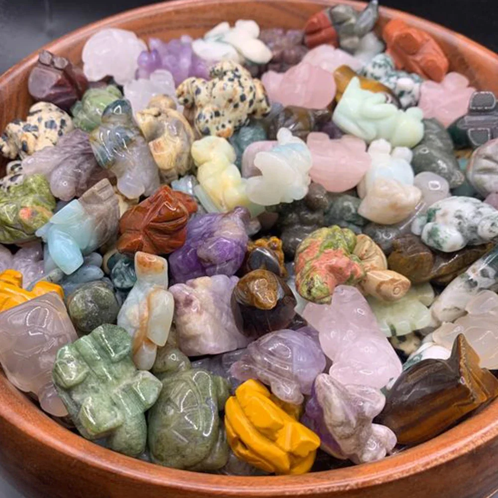 

Mineraali 1pc Random Shape Animals Mystery Carvings Natural Healing Surprise Crystals Quartz Gemstones Ornaments Home Decoration