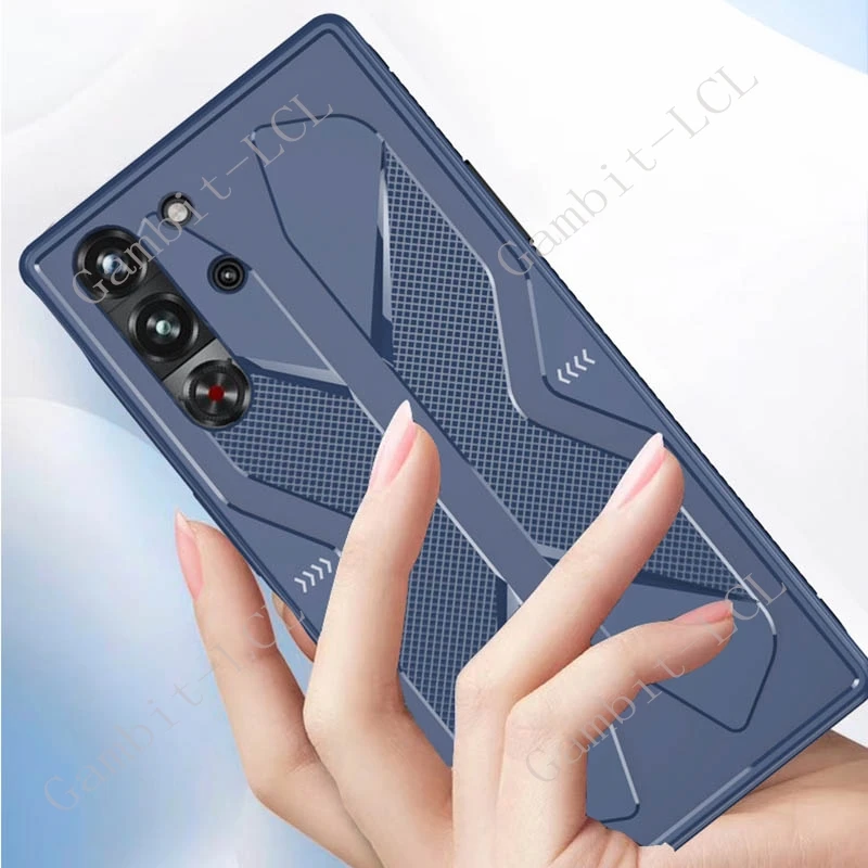 Advanced Shockproof Heat Dissipation Case with Anti-Falling Design
