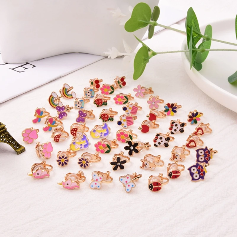 R2LE 24Pairs/set Kids Clip-on Earrings Flower Heart Clip-on Earring Set for Girl 3