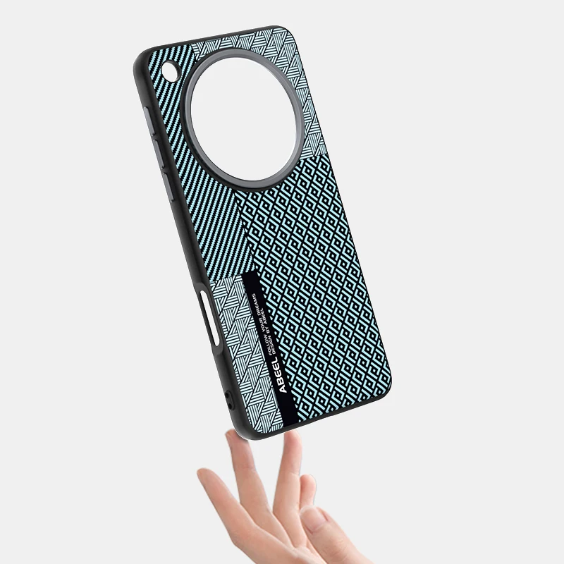 OPPO Magnetic Wireless Charging Carbon Fiber Textured Phone Case with Camera Protection